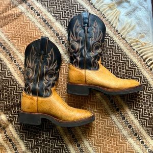 Size 6 Justin cowgirl boots